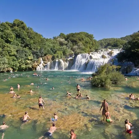 In With Sea View, Terrace, Air Conditioning, Wifi Pirovac