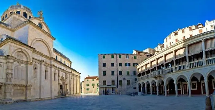 In With Sea View, Terrace, Air Conditioning, Wifi