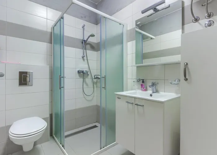 In With Sea View, Terrace, Air Conditioning, Wifi 公寓